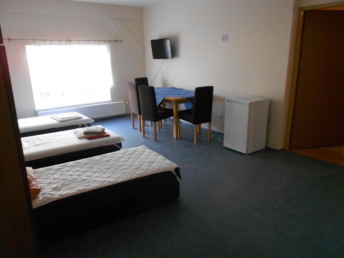 Hostel "Na Bocianowie" Бидгошч Екстериор снимка