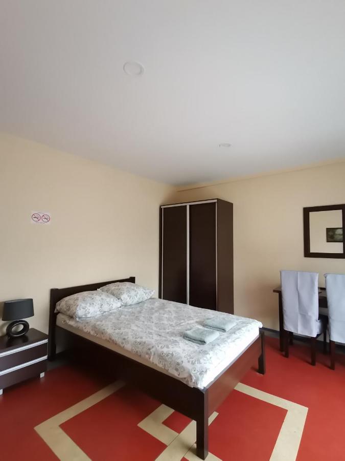 Hostel "Na Bocianowie" Бидгошч Екстериор снимка