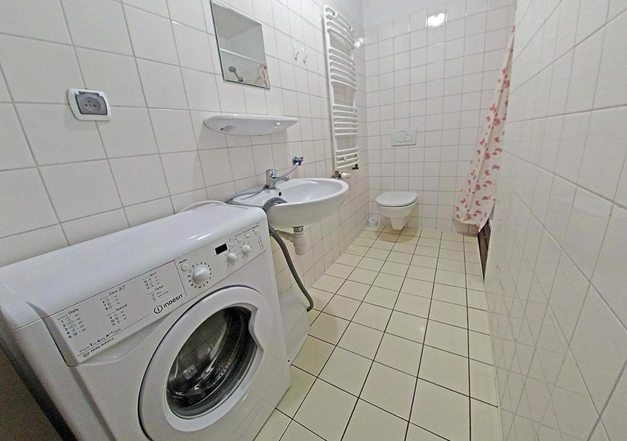Hostel "Na Bocianowie" Бидгошч Екстериор снимка