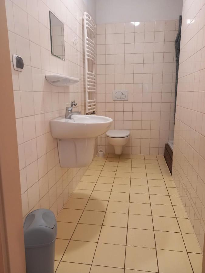 Hostel "Na Bocianowie" Бидгошч Екстериор снимка